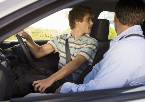 Die Vorteile von Führerscheinprogrammen für junge Fahrer