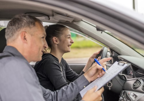 So ermitteln Sie die richtige Anzahl von Fahrstunden für Sie